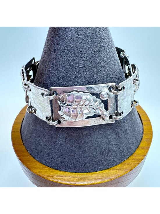 Jewelry - Leaf Design Large Link Bracelet Sterling Silver 925 Size 7.25" Length